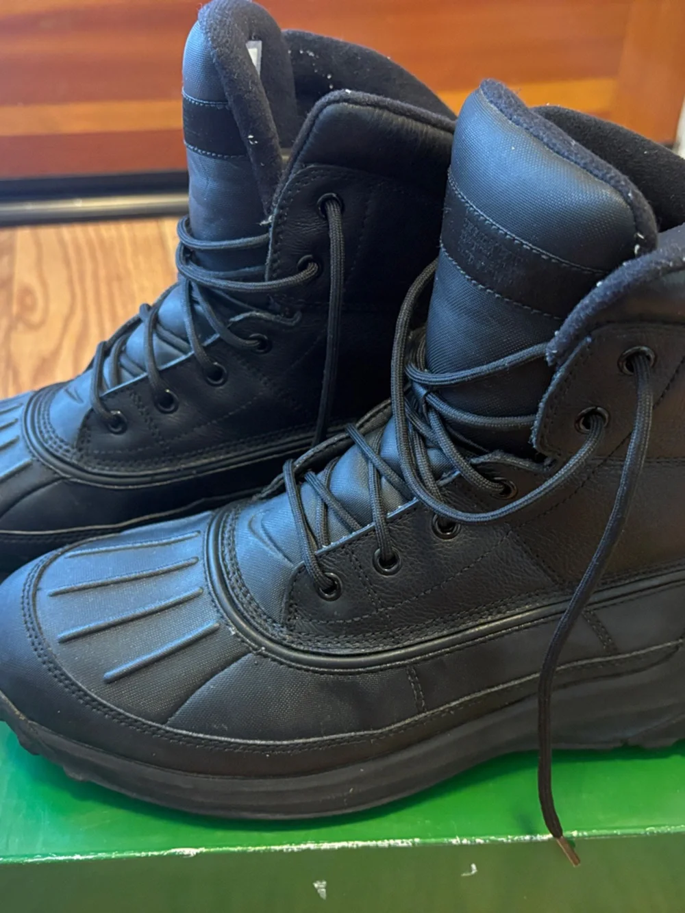 Nike Kynwood Black Lace-Up Winter Boots